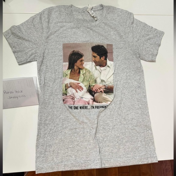 FRIENDS pregnancy announcement shirt - Picture 1 of 2